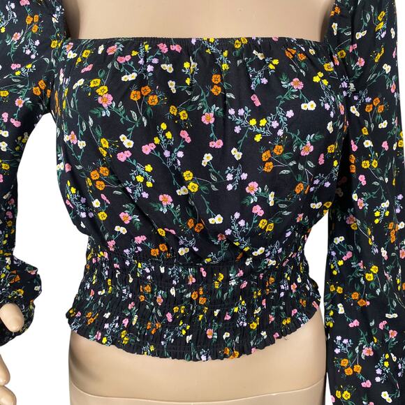 Revolve AFRM Soph Black Ditsy Floral Smocked Peasant Crop Top SZ S - Picture 4 of 14